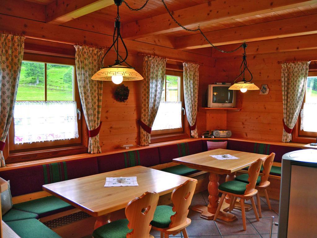 Ferienhaus Bichlhuette Pruggern Ruang foto